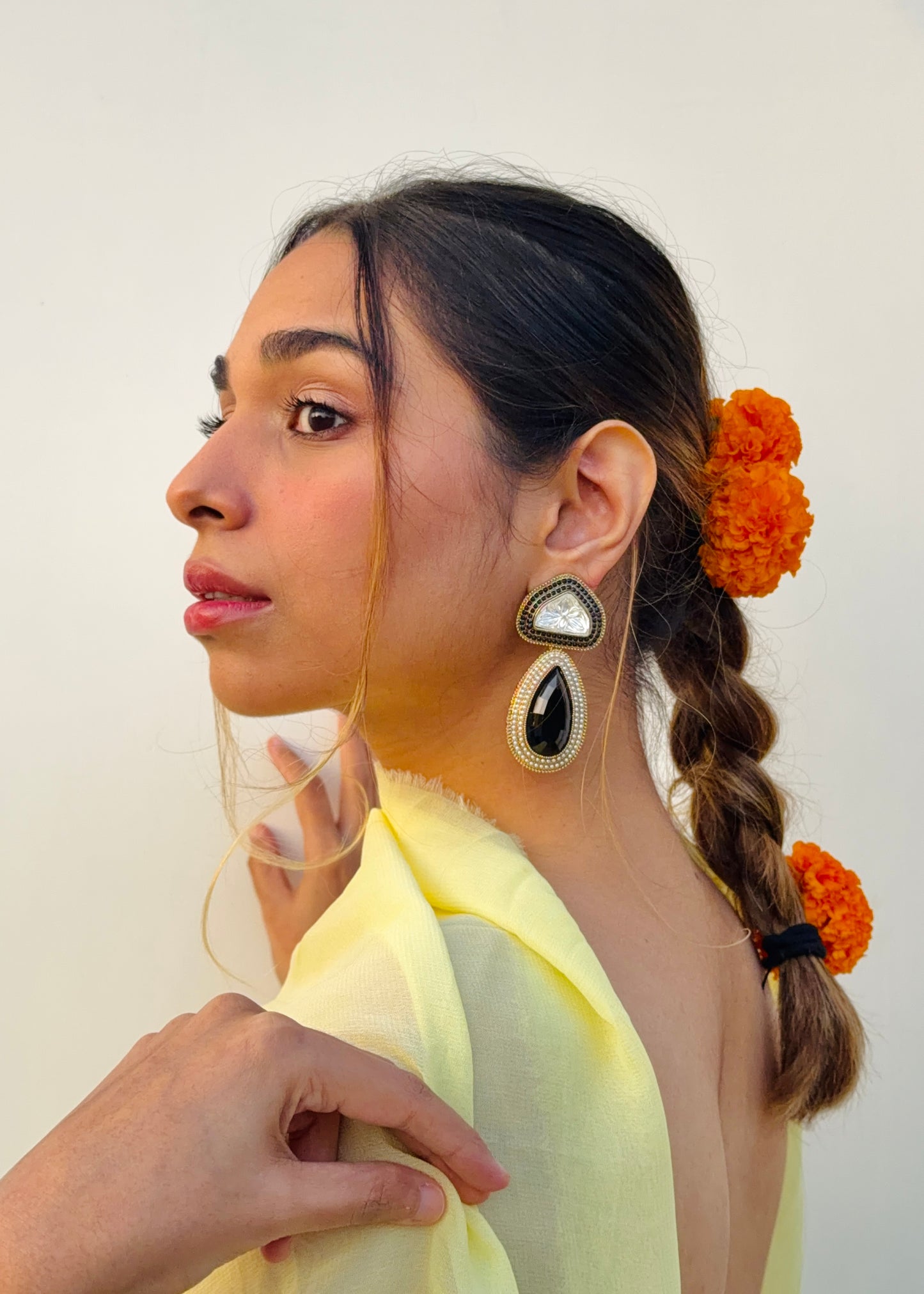 Tejini Crystal Drops (Black)