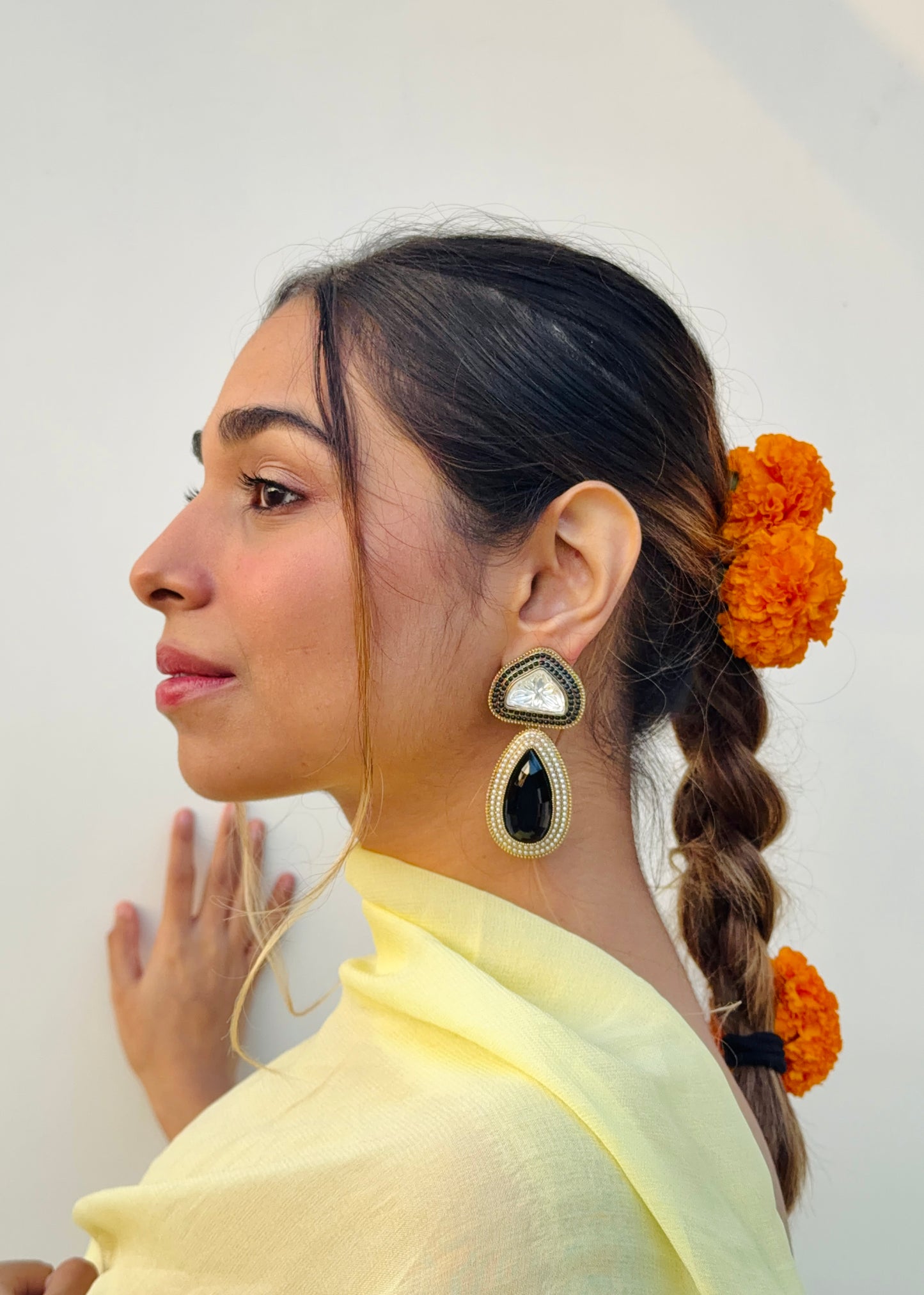 Tejini Crystal Drops (Black)